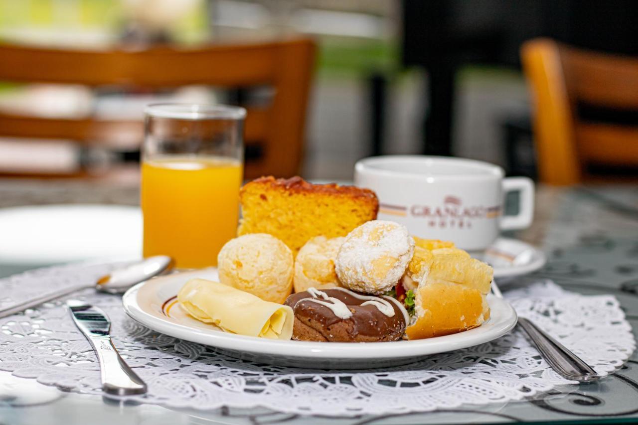Granlago Hotel โปว์โซ อเลเกร ภายนอก รูปภาพ